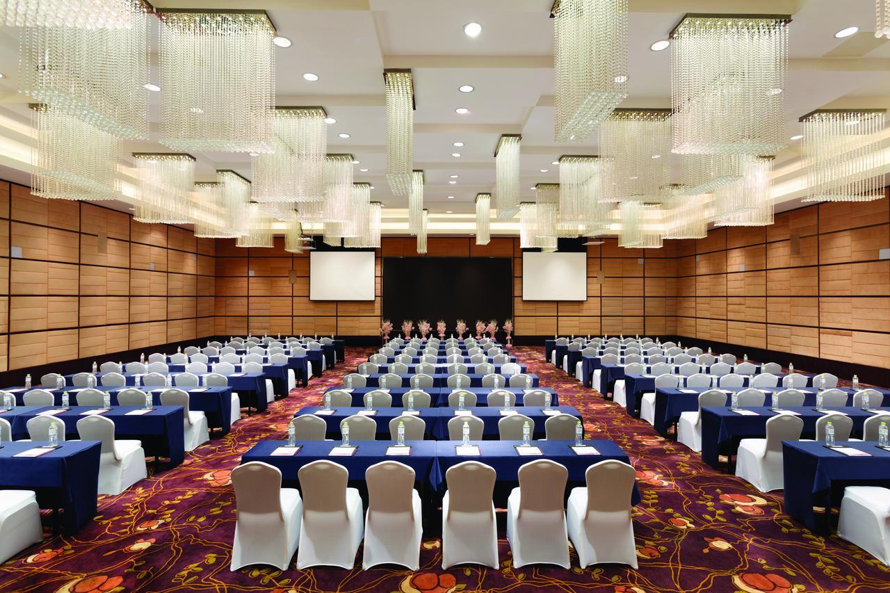 Ramada Plaza Lianyungang Otel Dış mekan fotoğraf